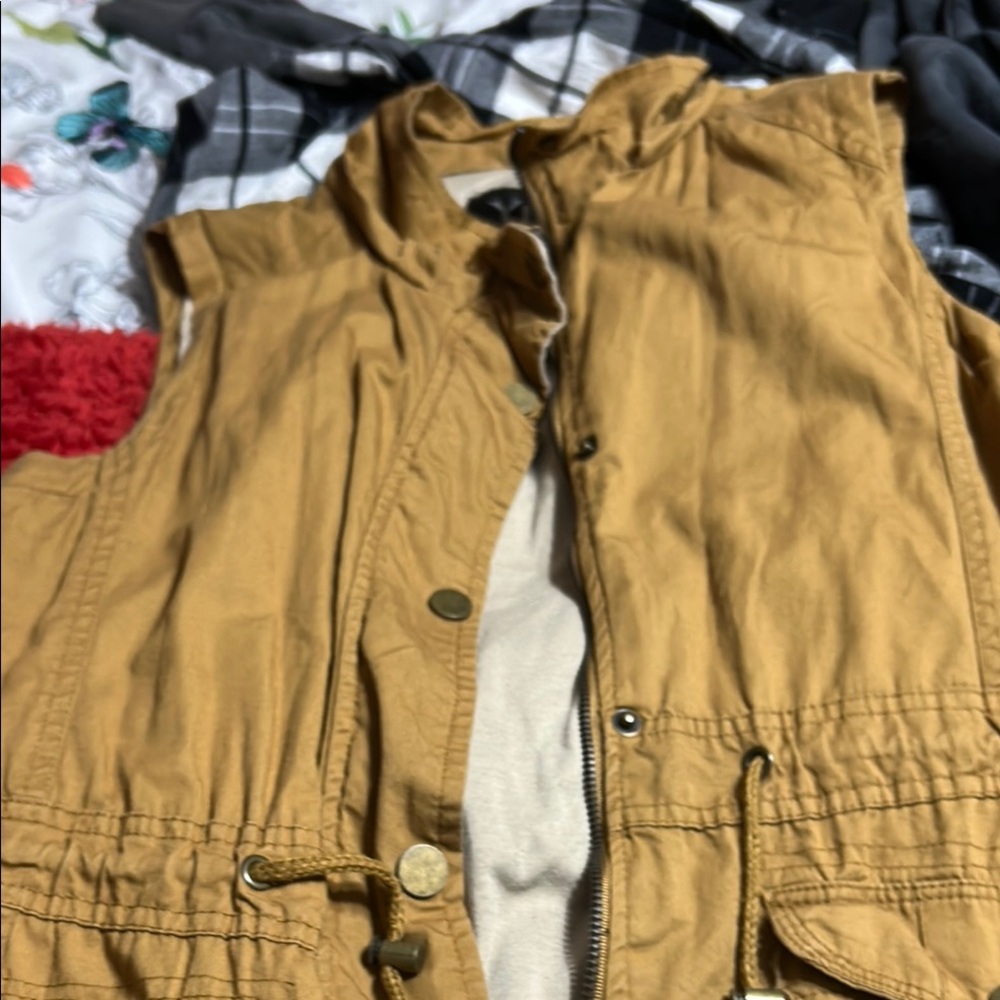 Womens Tan Sleeveless Jacket